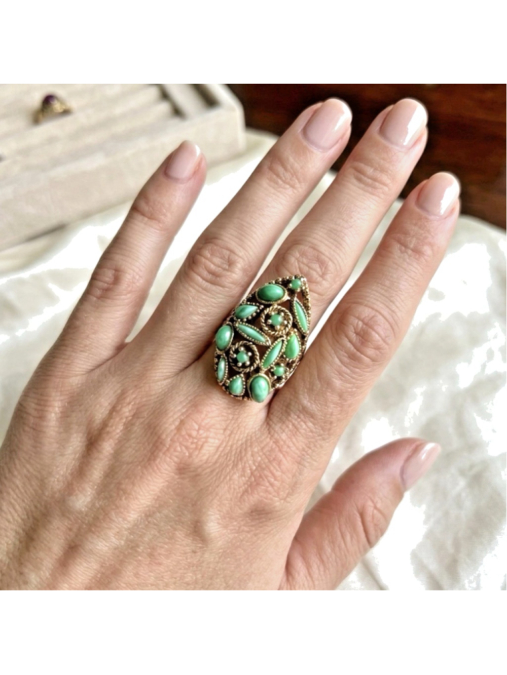 Vintage Sarah Coventry Faux Jade mid-Century Cocktail Adjustable Ring